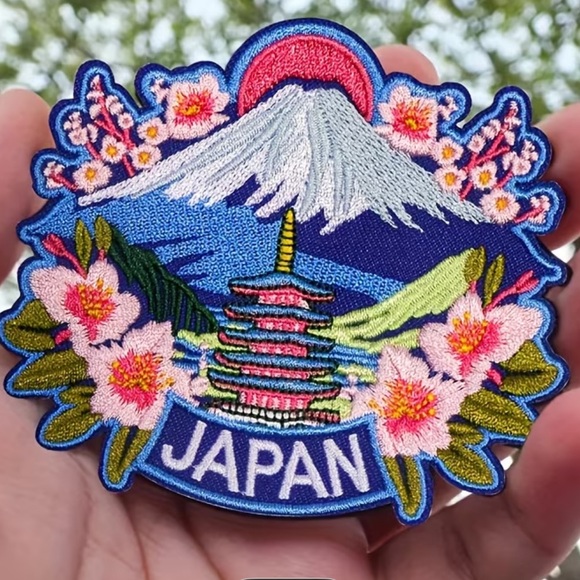 Colorful Japan Embroidered Patch - Picture 2 of 7